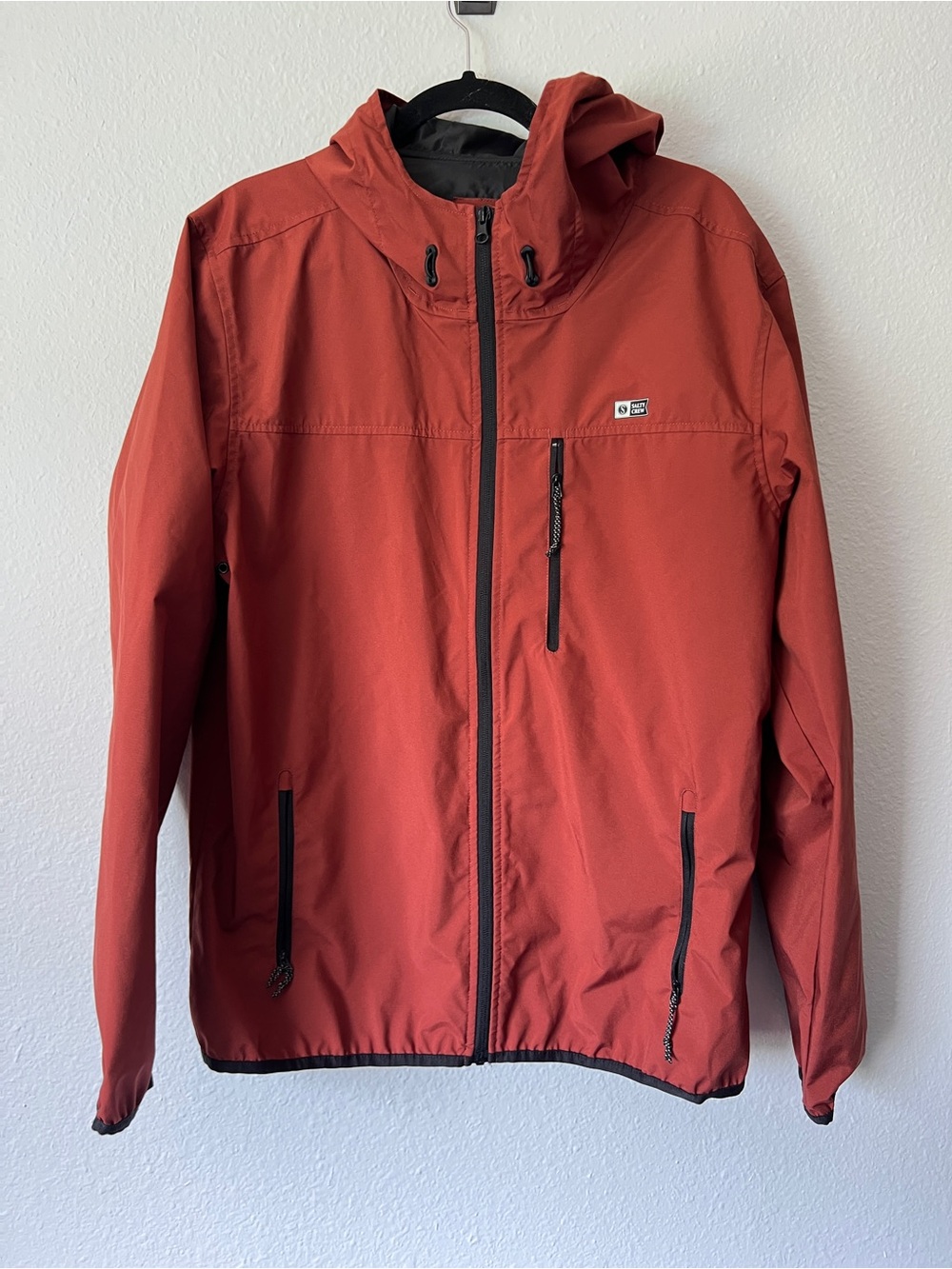 Salty crew men’s raincoat orange and black size large
